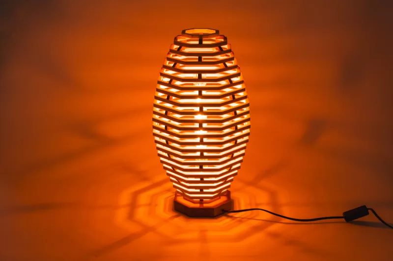 Stolní lampička - Tria Conu - Stínové efekty - Space Root - 3