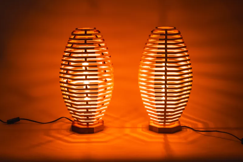 Stolní lampička - Tria Conu - Stínové efekty - Space Root - 9