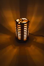 Stolní lampička -Tria Cuni - Stínové efekty - Space Root - 1