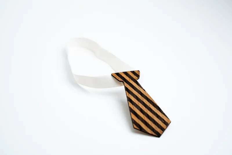 Kravata Space root - Preno s bílou gumičkou - pruhovaná tmavá 2
