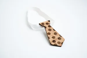 Kravata Space root - Deno - s bílou gumičkou - puntíkovaná - tmavá