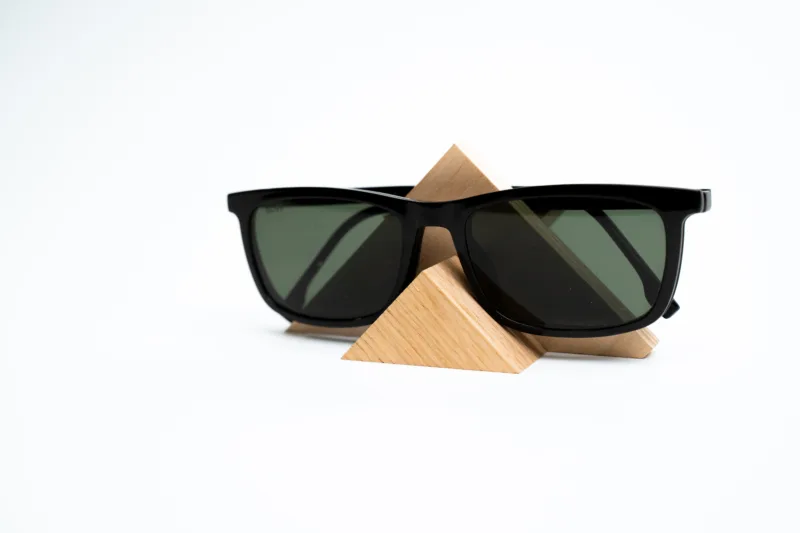 Stojan na brýle - Space root - 1