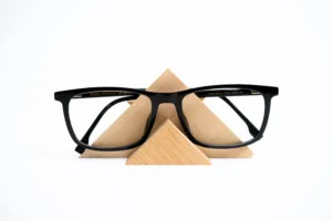 Stojan na brýle - Space root - 7