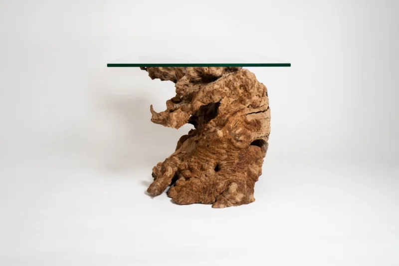 Konferenční stůl Bon Tribelle z boční strany.