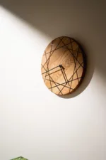 nastenne-hodiny-orrin-qiral-space-root-5