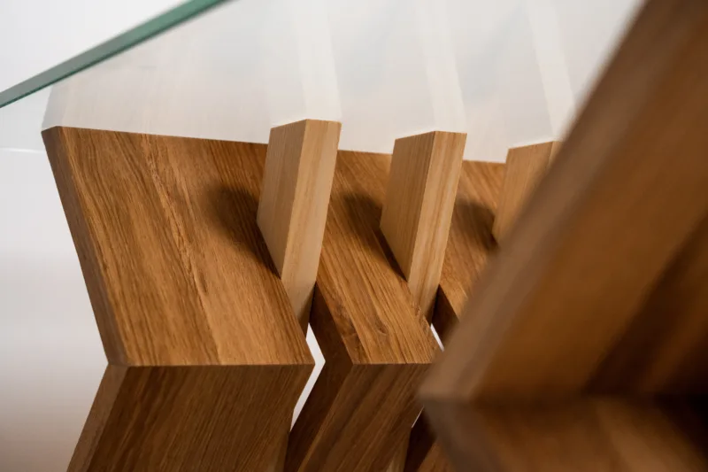 Dubová a jasanová podnož Space root - Borne Zeis - pro obdelníkovou desku