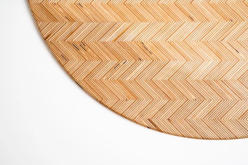 Stolová deska Line Verrum z kvalitní překližky pohled na detail hrany